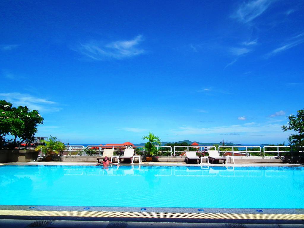 Abricole At Pattaya Hill Apartment Exterior photo