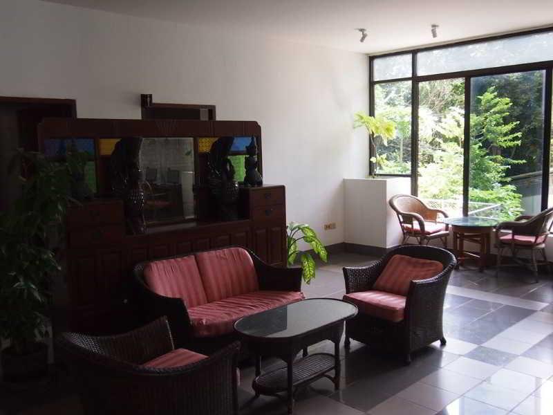 Abricole At Pattaya Hill Apartment Exterior photo